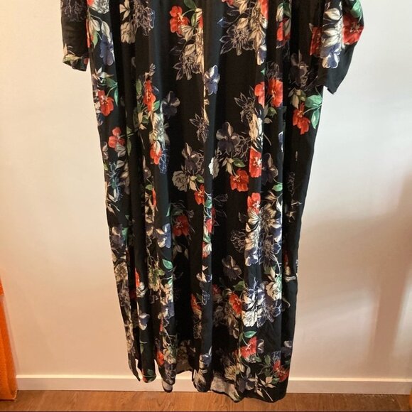 TORRID Sz 4X Maxi Dress Button Down Floral 3/4 Sleeves Hoops for Belt - Picture 10 of 14